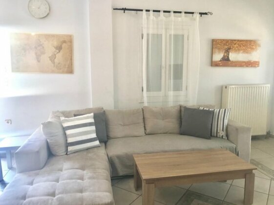 Liberty Apartment Santorini - Photo4