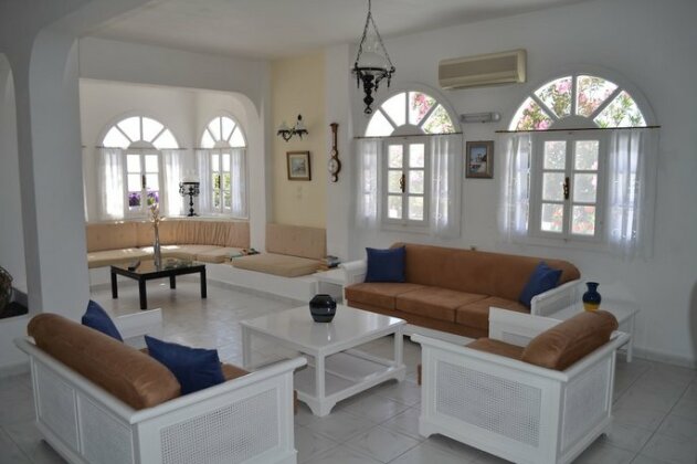 Melina Hotel Fira Santorini - Photo3