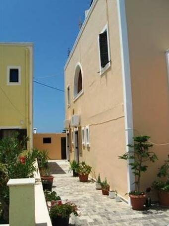 Mirsini Pansion - Photo2