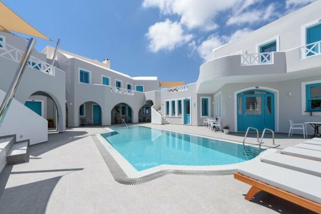 Nikolas Hotel Santorini - Photo2