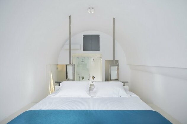Oia Collection Boutique Suites - Photo5