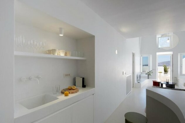 Olia Villas & Suites - Photo2