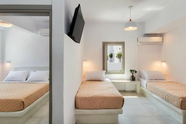 Olive Tree Suites Santorini - Photo5