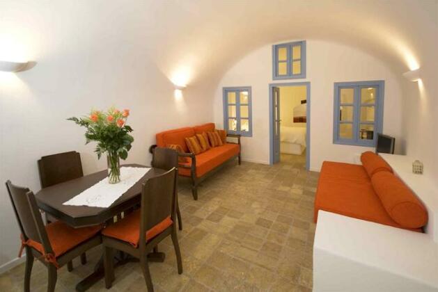 Pantelia Suites - Photo2