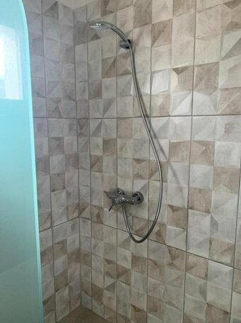 Pearl Inn Santorini - Photo4