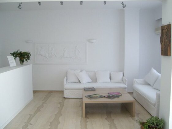 Poseidon Beach Hotel Santorini - Photo5