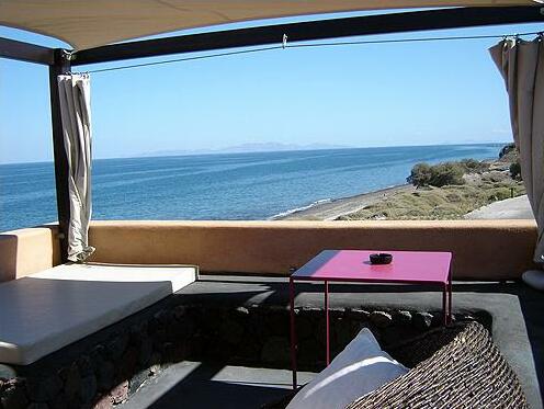 Ramni House Oia Greece - Photo2