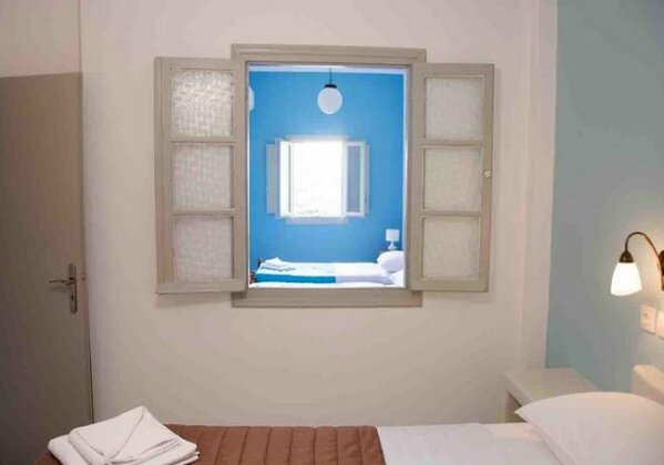 Sail Inn Studios & Apartments - Photo3