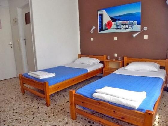 Santorini Facile Fira Rooms - Photo3