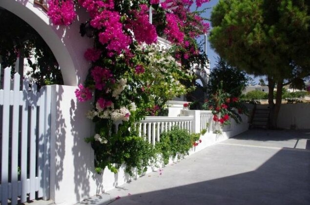 Santorini Houses - Photo5