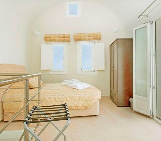 Santorini Renaissance Apartments