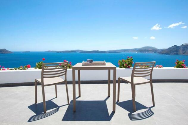 Santorini Secret Suites & Spa - Photo5
