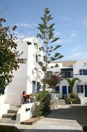 Scorpios Beach Hotel - Photo5