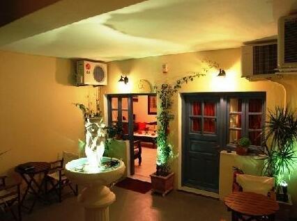 Shine Hotel - Photo2