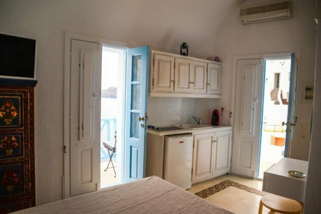 Sol-Mate Suites - Photo4