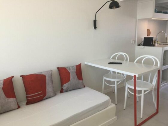 Sol-Mate Suites - Photo5
