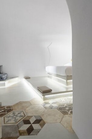 Solstice Luxury Suites - Photo3