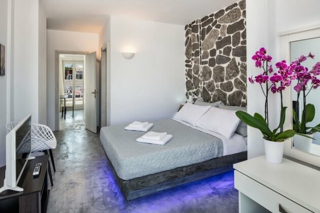 Sun Springs Suites - Photo5