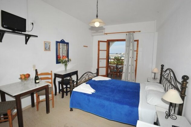 Sunflower ApartHotel Santorini - Photo5