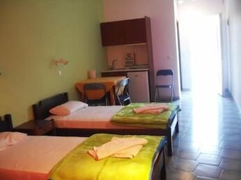 Sunrise Studios Perissa - Photo3