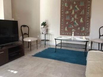 Theoni's Apartments - Photo4