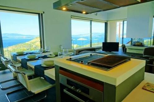 Minimal Deco Villa - Photo3