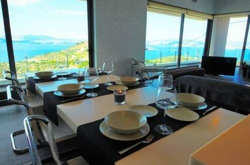Minimal Deco Villa - Photo5