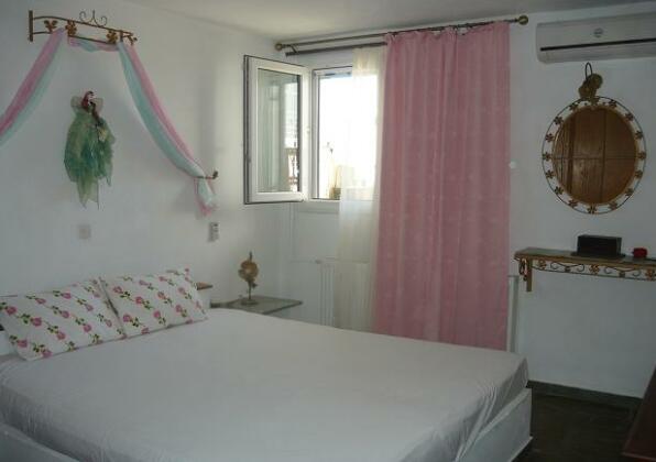 Agnadi Villa - Photo3