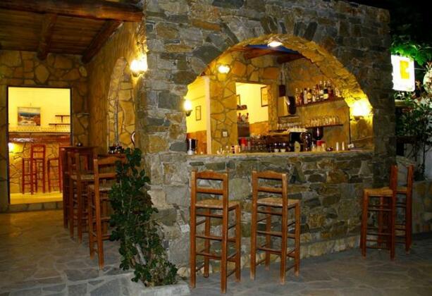Alexandros Vasileia - Photo5