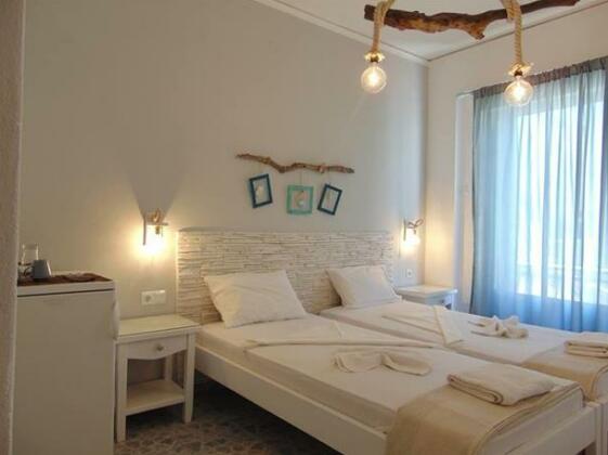 Anastasia Serifos - Photo5