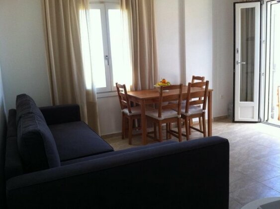 Gaia Apartments - Photo2