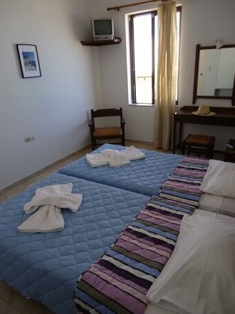 Almyra Apartments - Photo4