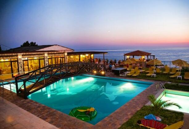 Ekavi Hotel - Photo4