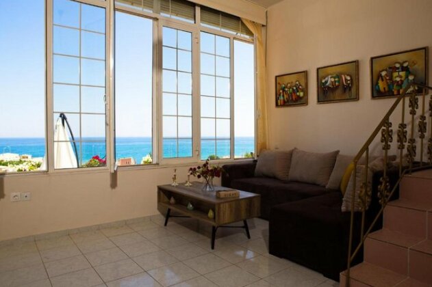 Theodor Seaview House - Photo2