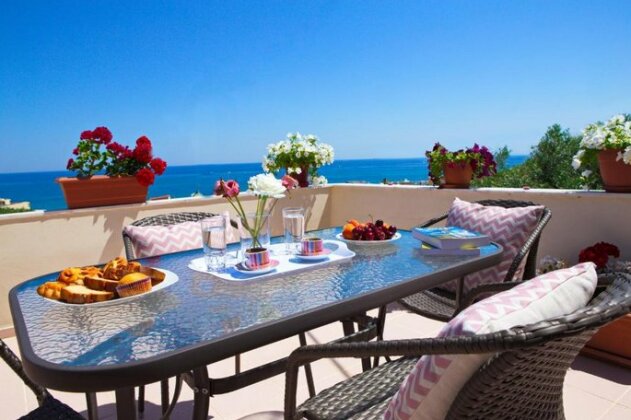 Theodor Seaview House - Photo5
