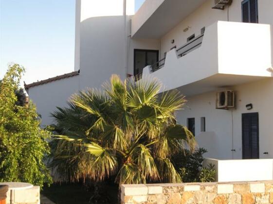 Flisvos Apartments - Photo3