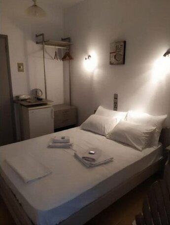 Giannis Rooms - Photo3