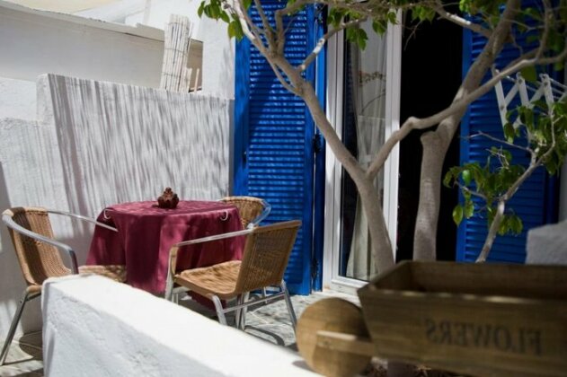 Cyclades Beach Apartments - Photo2