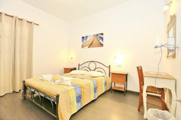 Cyclades Beach Apartments - Photo5
