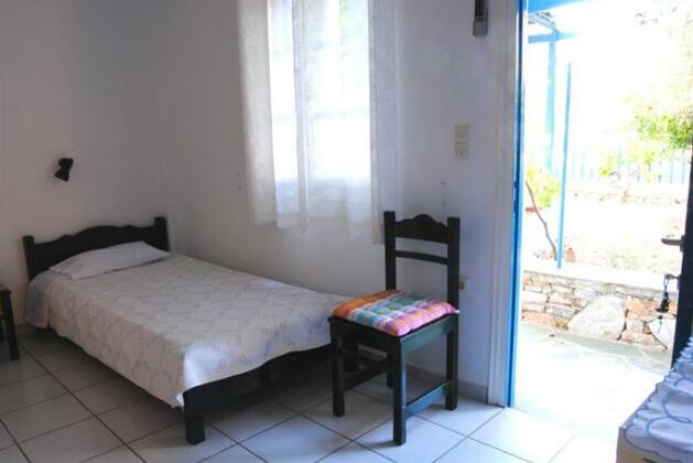 Giaglakis Rooms - Photo2