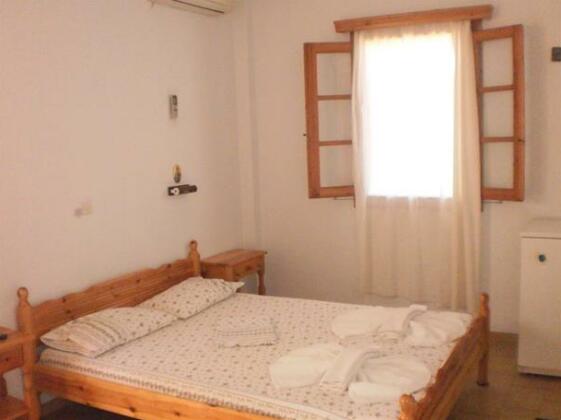 Prasini Gonia - Photo3