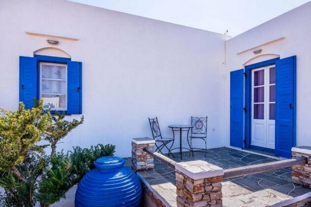 Sifnos- Spacious 2-bedroom house with fantastic yard - Photo4