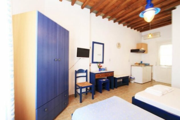 Smaragda Rooms & Studios - Photo3