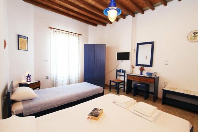 Smaragda Rooms & Studios - Photo4