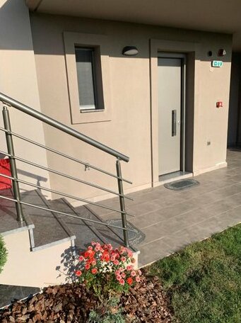 Castella Apartments - Photo4