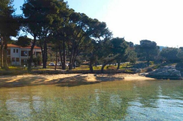 Filyra Private Beach Villa - Photo3