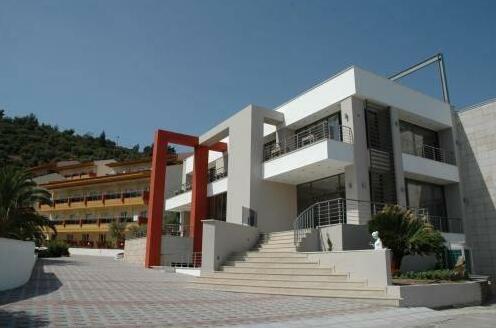 Lagomandra Hotel and Spa - Photo3
