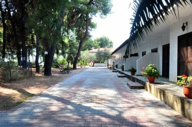 Lagomandra Nakis - Photo5