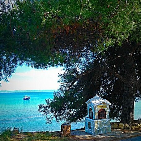 Olivelias BeachFront - Photo2