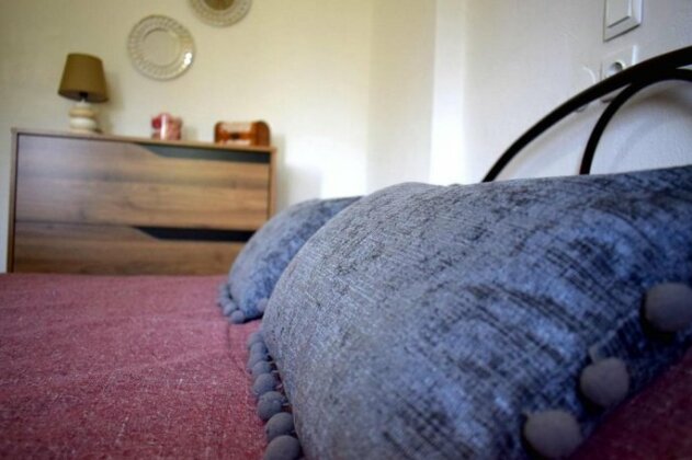 Olivelias BeachFront - Photo3